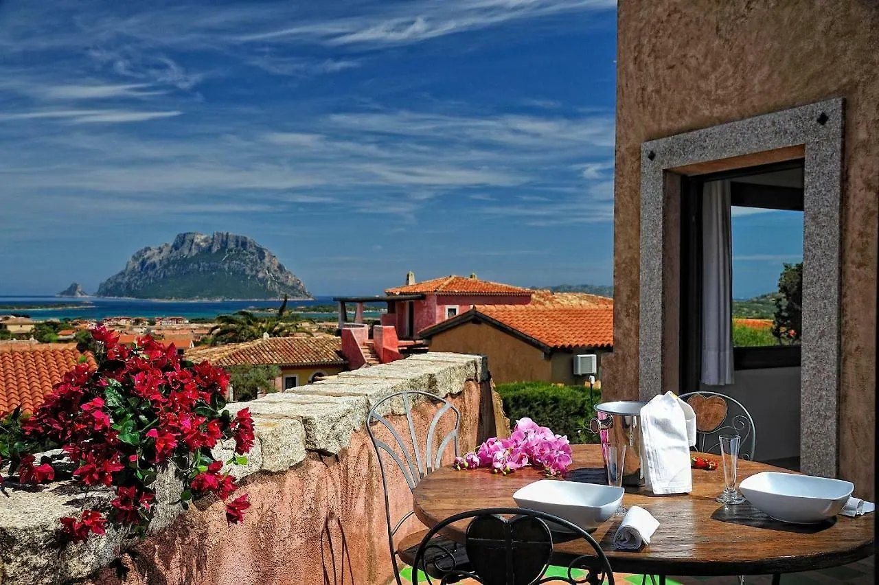 Apartment Residence L'Ea Di Lavru - Appartamenti Mono-Bilo-Trilocali Porto San Paolo